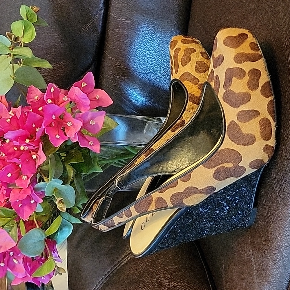 GUESS Heels Leopard Slingback Shoes Sisze 6.5M
